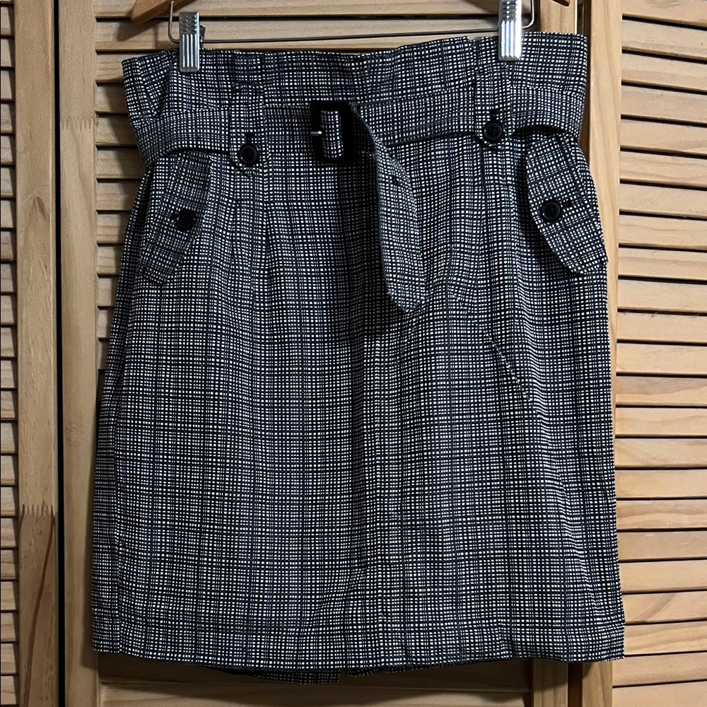 Ann Taylor Black and White Skirt